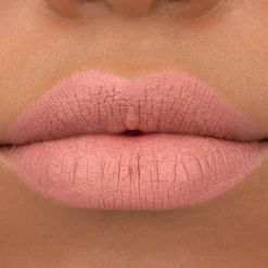 essence 8h matte rossetto liquido 04 - Rosy Nude Fashion