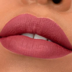 essence 8h matte rossetto liquido 08 - Dark Berry Hot