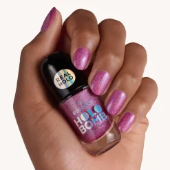 essence holo bomb smalto unghie 02 - Holo Moly Fashion