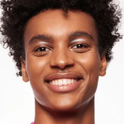 essence il trattamento labbra SUPER BALM Fashion