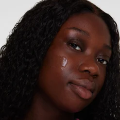 essence PORELESS PARTNER PRIMER VISO Outlet